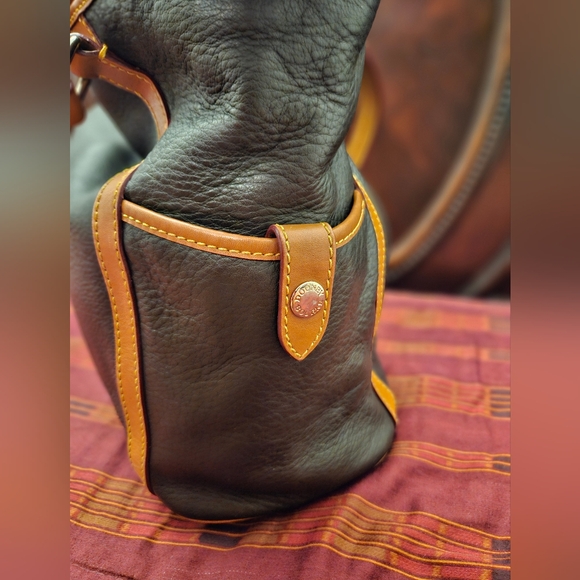 DOONEY BOURKE Florentine Kristen Black Leather Shoulder Tote Bag - Picture 5 of 16